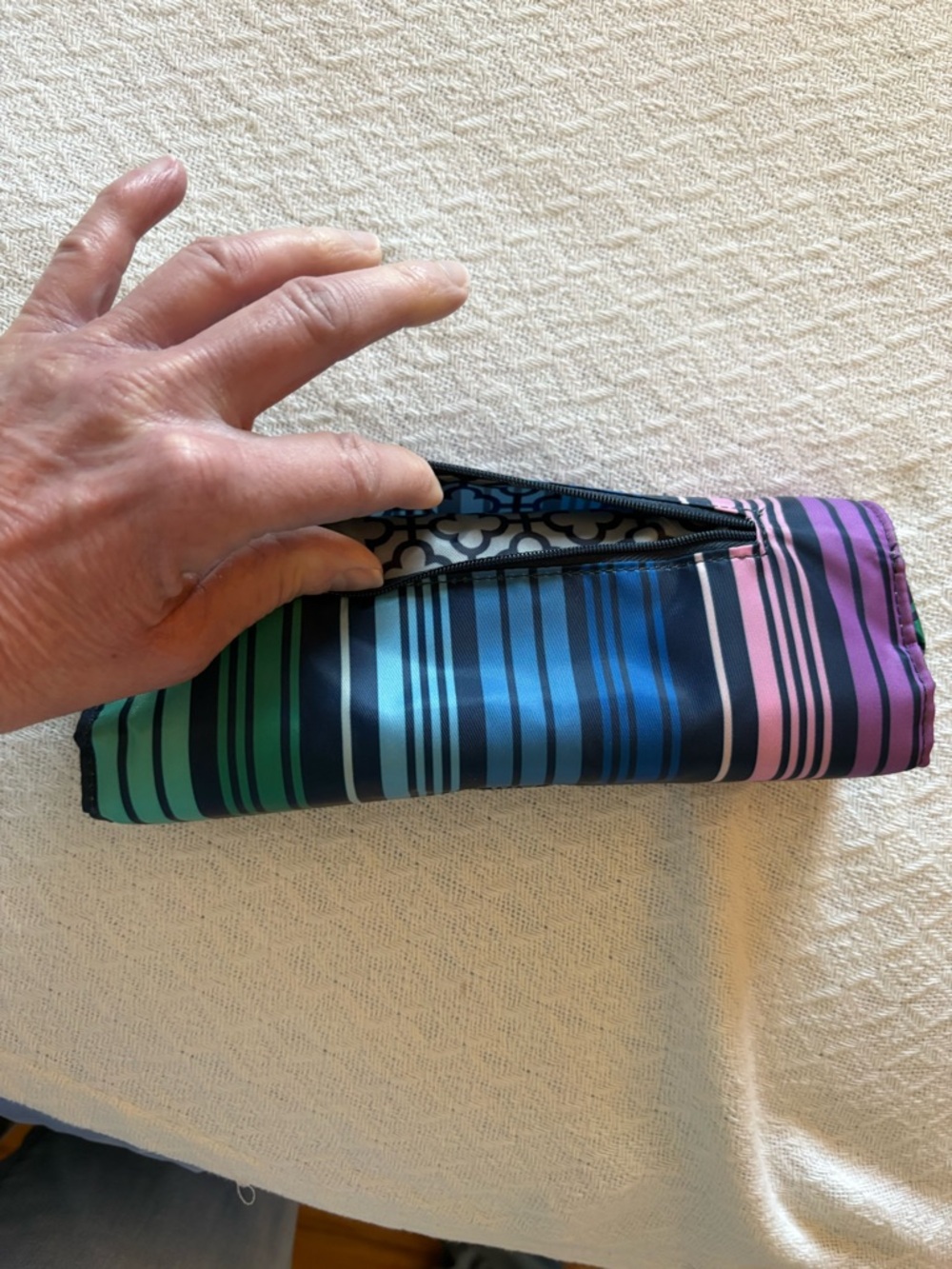 lug Choo Choo XL in Love Stripe Multi pattern - Green Blue Purple, Pink Stripes - Picture 4 of 5
